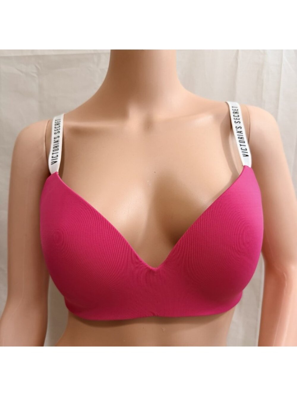Victoria’s Secret T-Shirt Lightly Lined Wireless Bra In Pink 36C￼